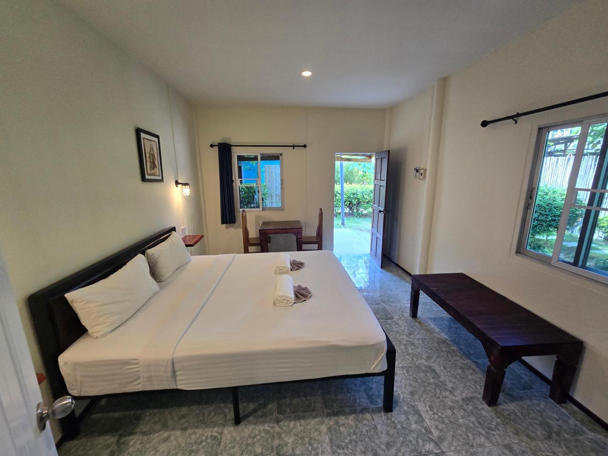 Hotel The Blue Gecko à Ko Lanta Extérieur photo