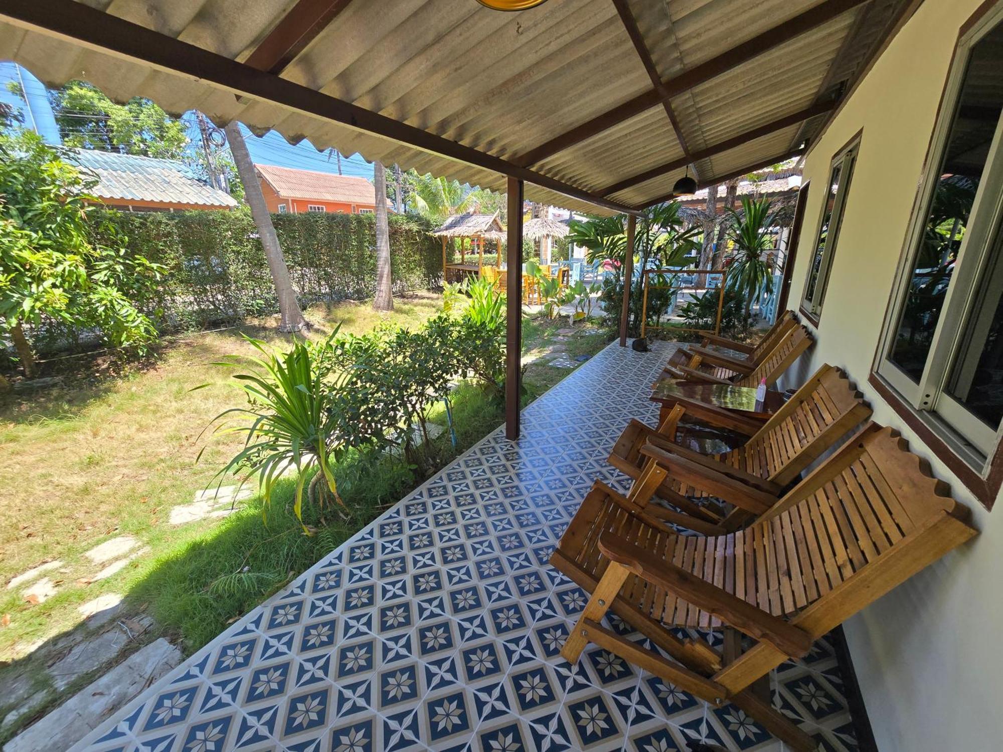 Hotel The Blue Gecko à Ko Lanta Extérieur photo